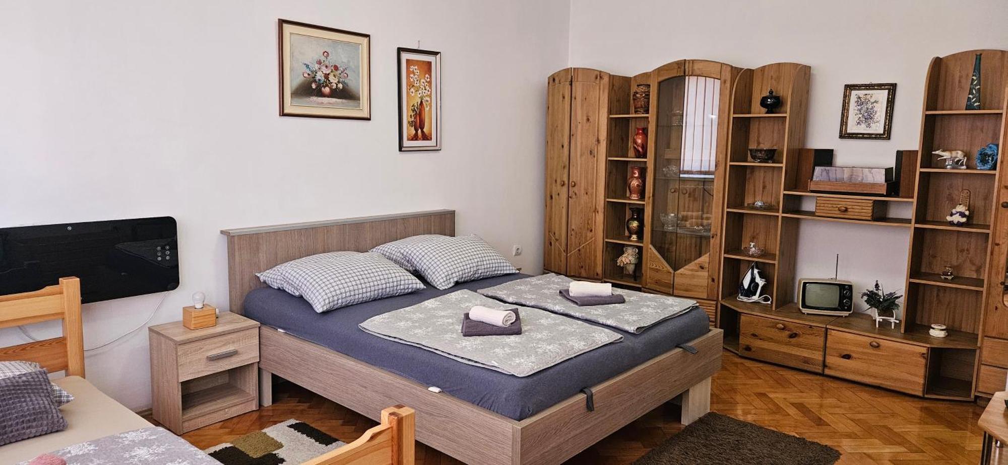 Trosoban Stan U Zenici Apartment Zenica Bagian luar foto