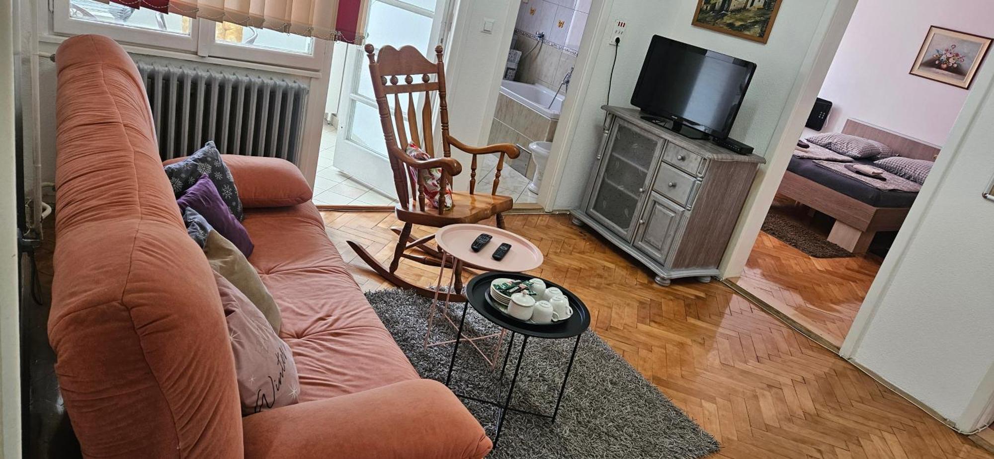 Trosoban Stan U Zenici Apartment Zenica Bagian luar foto